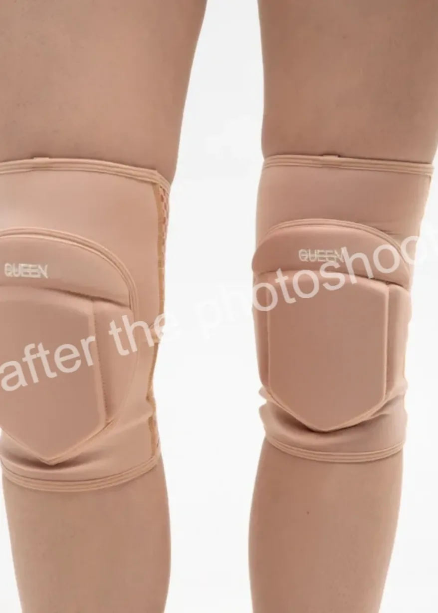 1Kopiya Queens Dance Shooting 0903 0880 scaled 800×800 1 – Overestimated Grippy knee pads – Pro 4 – Latte – S Overestimated Grippy knee pads - Pro 4 - Latte - S - 1Kopiya Queens Dance Shooting 0903 0880 scaled 800x800 1